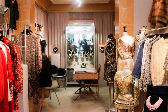 How to Shop Secondhand Fashion Online Like a Pro (2026 Guide)